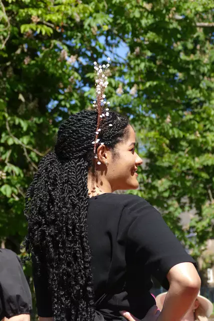 Designerin: Jolie Souverijn; Model: Imane Wijsman.