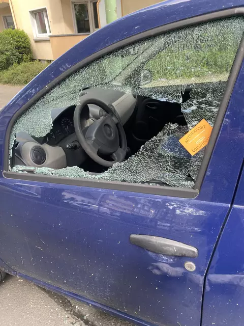 Scheibe eingeschlagen | Foto: umbehaue