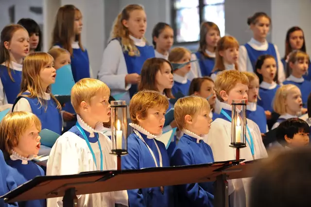 Kinder der Singschule der Petrikirche bei einem Auftritt | Foto: Musik in Petri