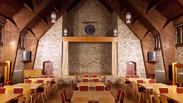 In der Duisserner Notkirche gibt es am Mittwoch einen Ausflug in die Märchenwelt.
Foto: www.ekadu.de
