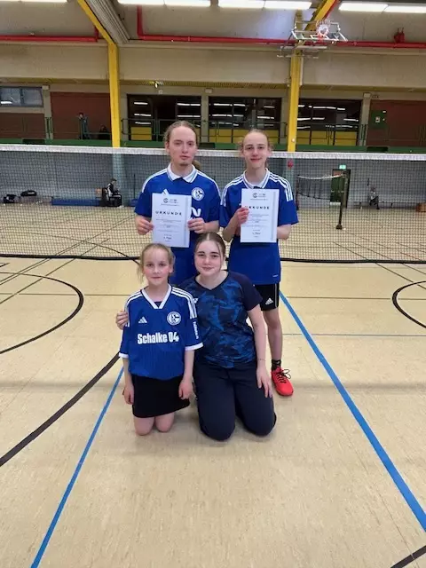 Felix Schneemann, Fiete Nierhoff und Ilvie Nierhoff, Selma Detert