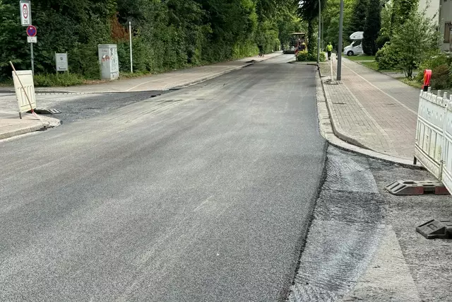 Die Kampstraße wird wieder freigegeben.

© Foto: Stadt Marl / ZBH