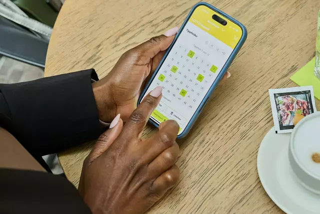 Millionär bei LOTTO 6aus49 über Pfingsten: Mit dem minimalen Spieleinsatz von 1,70 Euro für eine einzige Tippreihe (inkl. 0,50 Euro Gebühren) für die Ziehung am 7. Juni räumte ein Tipper aus dem Münsterland ab. Sein Gewinn im zweiten Rang bei LOTTO 6aus49 beläuft sich auf rund 1,1 Millionen Euro.  | Foto: Schlag &amp; Roy GmbH