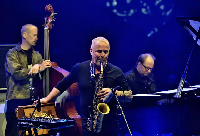 Hayden Chisholm's Kinetic Chain / mit Petter Eldh und Achim Kaufmann | Foto: @Kurt Rade @mœrs festival