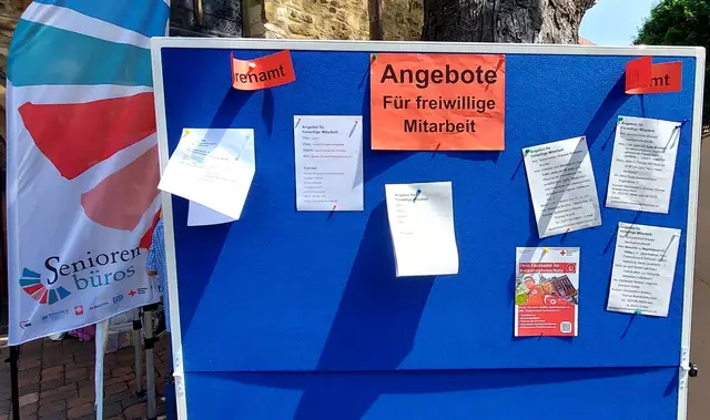 zu den Möglichkeiten des ehrenamtlichen Engagements präsentierten die Verantwortlichen aus dem NetzWerk Aktiv Älter Werden.