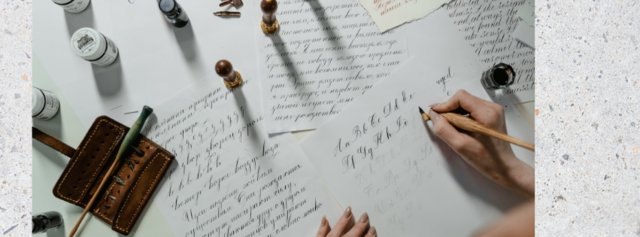 Junge Ehrenamtliche organisieren Brief-Aktion gegen Einsamkeit. Symbolbild: Pexels