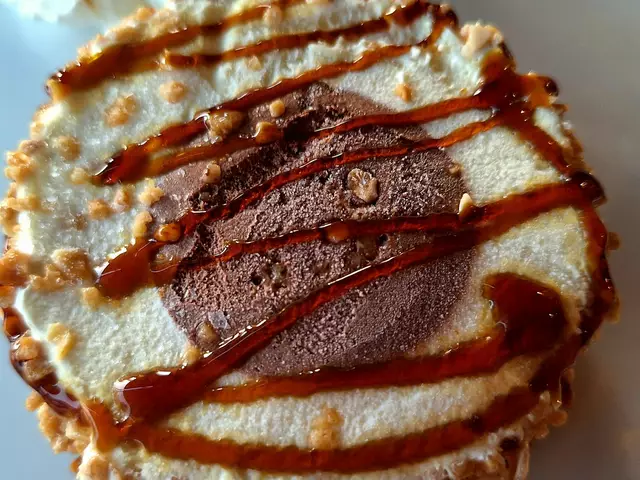 Eistörtchen in Nuss...