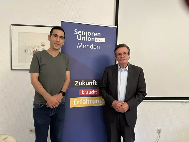 Foto: Referent Dr. Ablak und Gerhardt Schmidt