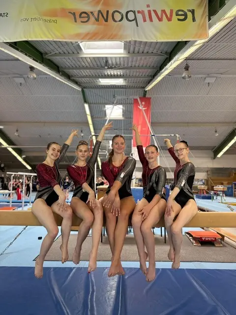 Emma Vöhringer, Helene Friedrich, Elena Siepmann, Lea Linde, Julia Busch (v.l.n.r.) (es fehlen Lilli Heinke, Emma Breiting) | Foto:  von Nele Zaydowicz (alle Fotos im Artikel)