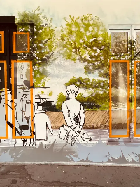 Geschickt einbezogen:  Die Fenster im Arkadengang zur Schlossbrücke (Mural von Dennis Broszat BROSART) | Foto: Mülheimer Kunstverein KKRR