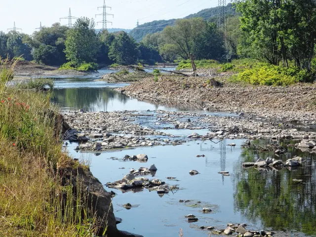 Niedrigwasser an der Lenne bei Hagen im Sommer 2022
Foto: Jörg Drewenskus, Bezirksregierung Ansberg