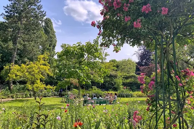 Im Blumengarten | Foto: c Margot Klütsch