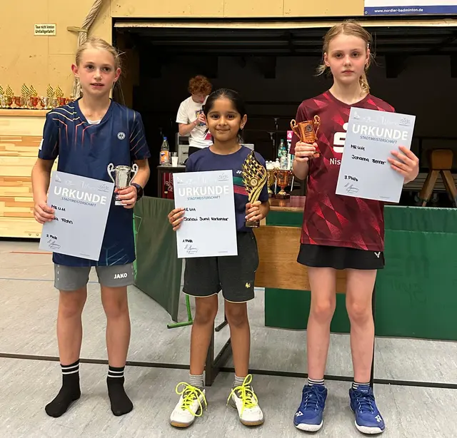 Sanavi Sumit Karkamkar - Siegerin des Mädcheneinzels U11 bei den Offenen Oberhausener Stadtmeisterschaften 