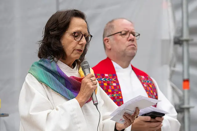 Die beiden Seelsorgenden Gertrude Knepper und Michael Kemper bei der Andacht.