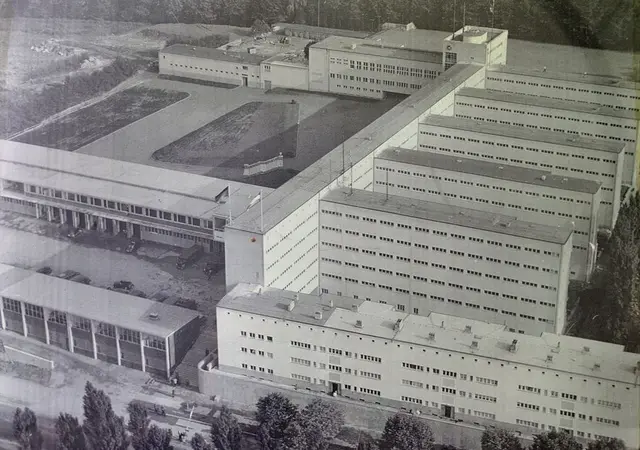 Die Polizeiunterkunft in der Bauphase | Foto: IPA Museum