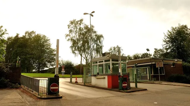 Der spätere Eingang zum Gelände, zunächst befand er sich an der Norbertstraße neben dem Wohnblock | Foto: Uwe Klein