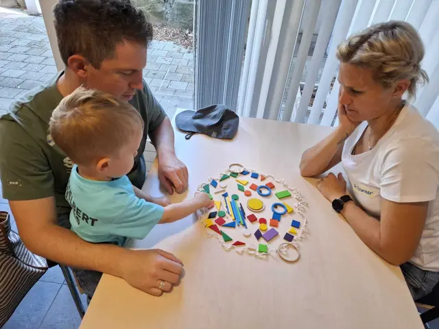 Quality Time beim gemeinsamen Spiel. | Foto: Vanessa Wittenburg