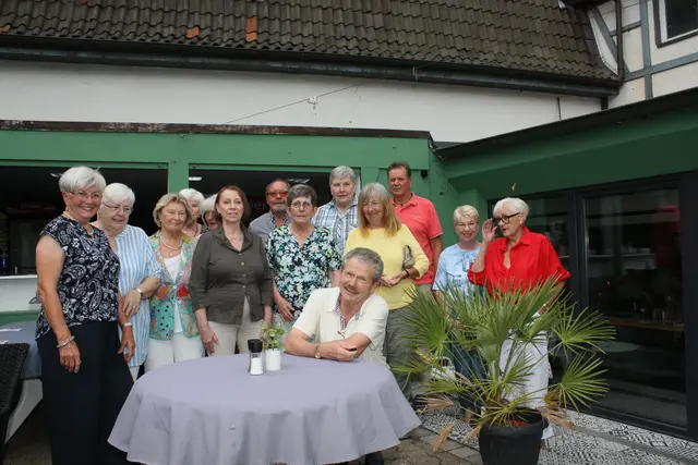 Barbara Schönemanns Klassentreffen hatte das Motto „60 Jahre und kein bisschen leise“.
Foto: Schönemann privat
