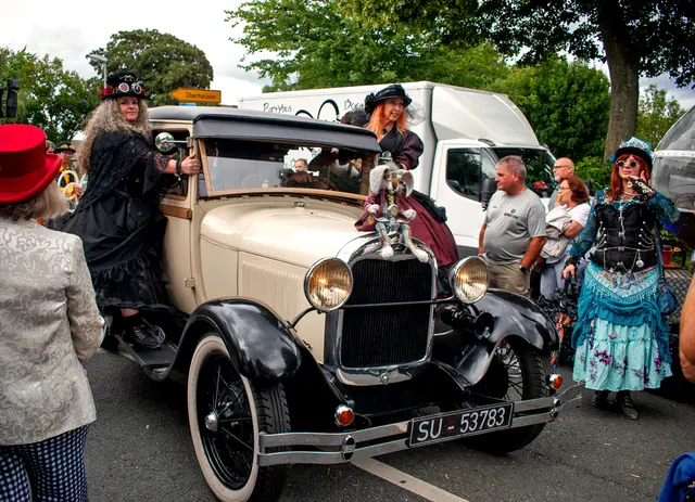 Eine kleine Steampunk-Parade | Foto: Stefanie Vollenberg