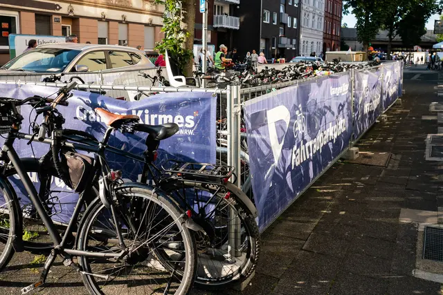 Fünf bewachte Fahrradparkplätze stehen wieder zur Verfügung. | Foto: Isabel Dieckmann