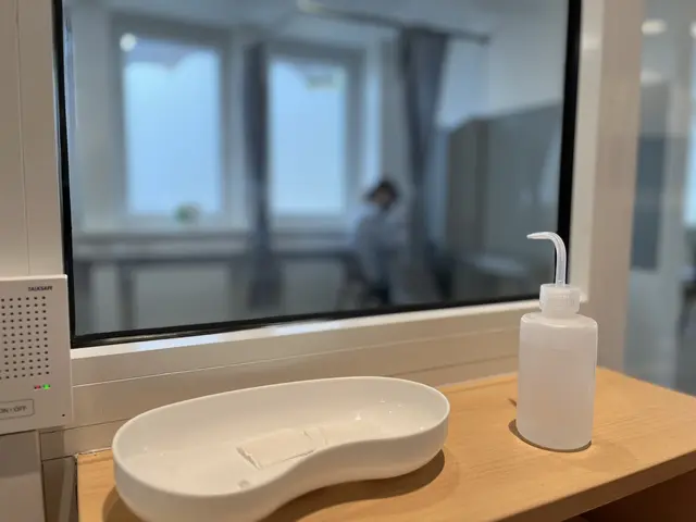 Sieht aus wie eine Arztpraxis, ist aber die Diamorphin-Ambulanz der Suchthilfe direkt gGmbH in Essen: Hier erhalten Abhängige medizinisches Heroin.  | Foto: Suchthilfe direkt