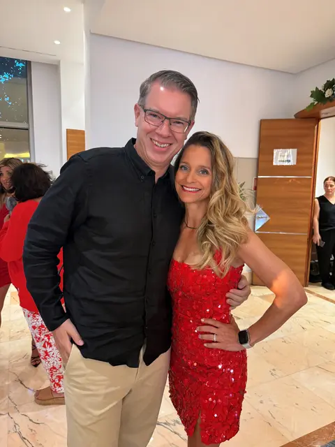 Löwen-Investor Frank Thelen mit seiner Frau Nathalie. Das Paar hat eine besondere Beziehung zu Mallorca, denn sie haben vor 16 Jahren auf der Insel geheiratet, wie sie im Gespräch mit der Redaktion verrieten.  | Foto: Andrea Becker