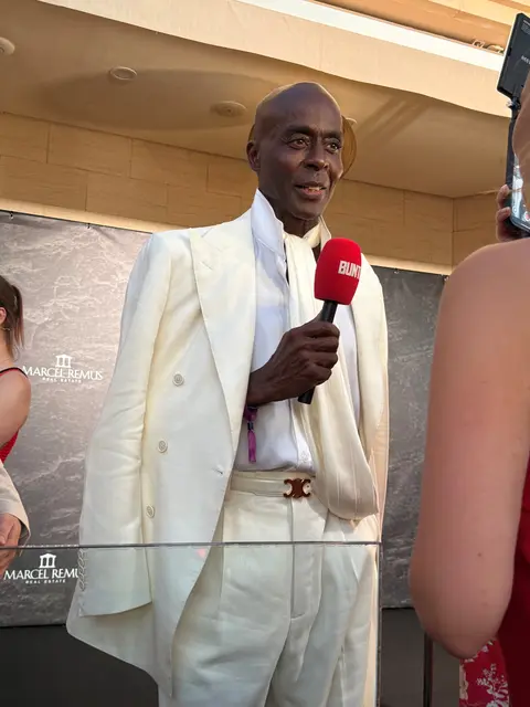 Charmant und galant: Bruce Darnell. | Foto: Andrea Becker