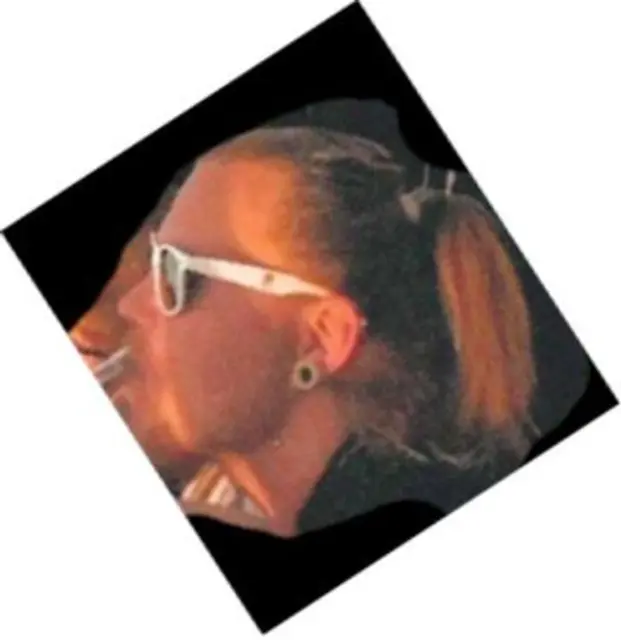 Bild, Text Polizei Rees / Veranstaltung "Rheinmixxen / Öffentlichkeitsfahndung nach gefährlicher Körperverletzung