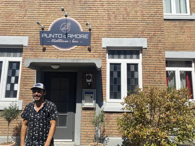 Betreiber Riccardo Angelini mit viel Amore dabei | Foto: Umbehaue