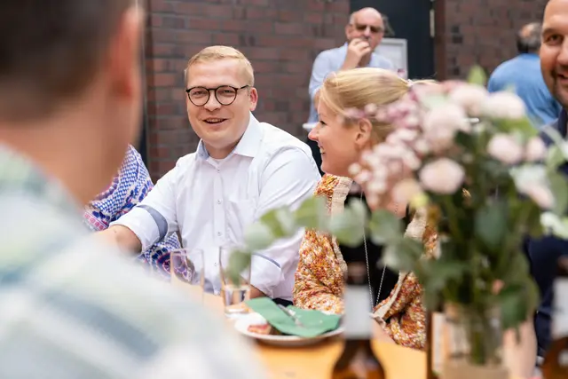 SPD-Oberbürgermeisterkandidat Matthias Buschfeld möchte am Donnerstag, 14. August, im Vereinsheim des SV Rhenania mit den Bottroperinnen und Bottropern diskutieren. | Foto: SPD