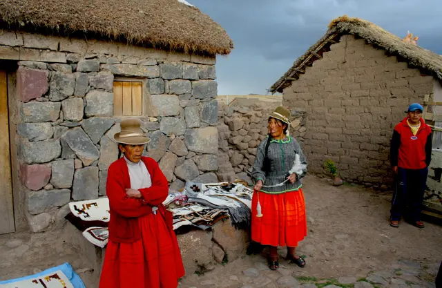 Die Quechua Frauen mit ihren imposanten Hüten