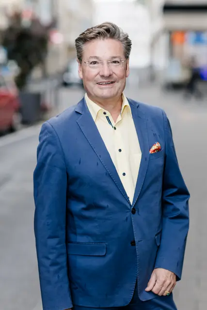 Köln ist quasi handlungsfähig. Torsten Ilg von der Kölner StadtGesellschaft möchte die Abhängigkeit von politischen Parteien beenden. Kommunalwahl2025 Köln | Foto: Frei von Rechten Dritter