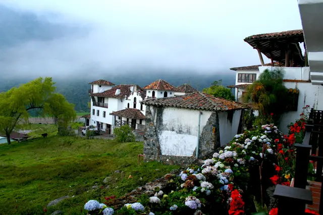 Bergdorf Santo Domingo
