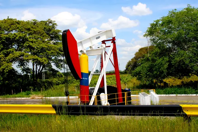 Venezuela besitzt die weltweit größten Erdölreserven.