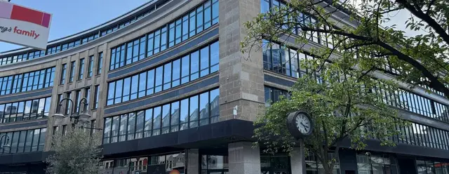 Das frühere Karstadt-Gebäude: In die oberen Etagen wird die Bottroper Stadtverwaltung in Büros einziehen. Die Pläne sind bereits unter Dach und Fach.  | Foto: Stadtverwaltung Bottrop