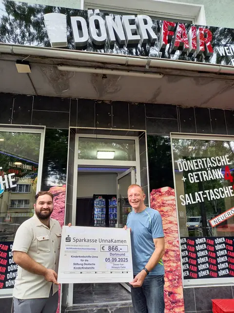 Auf dem Foto von links: Hüseyin Cetin und Dieter Rebbert. Foto: Monika Rebbert