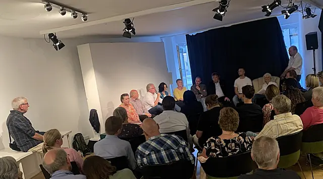 Fragen, Ideen und Anregungen aus dem Kreis der rund 50 Gäste an die Kommunalpolitiker*innen | Foto: Michael Cremer