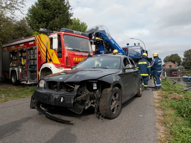 Verkehrsunfall in Wardhausen. | Foto: Feuerwehr Kleve