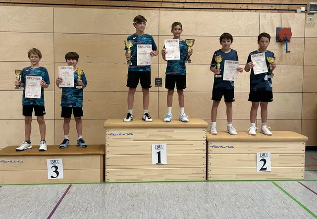 Zweite im Jungendoppel U13 - Joscha Freistühler/Erik Leinhos und Dritte: Bennet Elberzhagen/Louis Angerer (1. BV Mülheim) 