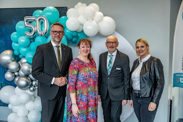 Landrat Ingo Brot, Staatssekretärin Andrea Mist, Vorsitzender Gustav Hensel und Landtagsabgeordnete Charlotte Quik