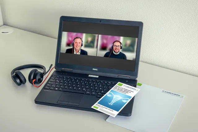 Prof. Dr. Sven Schiermeier (links), Direktor des Zentrum für Frauenheilkunde und Geburtshilfe der St. Elisabeth Gruppe mit den Standorten Marien Hospital Witten und St. Anna Hospital Herne und Chefarzt der Frauenklinik und Geburtshilfe des Marien Hospital Witten, und Andreas Alexandros Avgoustidis (rechts), Oberarzt der Frauenklinik und Geburtshilfe des Marien Hospital Witten, informierten zu Behandlungsoptionen bei Myomen und Endometriose. | Foto: St. Elisabeth Gruppe – Katholische Kliniken Rhein-Ruhr