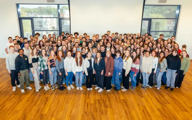 144 Auszubildende starten ihre Ausbildung in den Akademien für Logopädie, Ergo- und Physiotherapie am Campus der St. Elisabeth Gruppe.