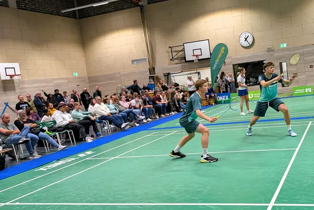 Publikum im Rücken: Dorian Tihi und Felix Wohlers | Foto: Grün-Weiß Mülheim