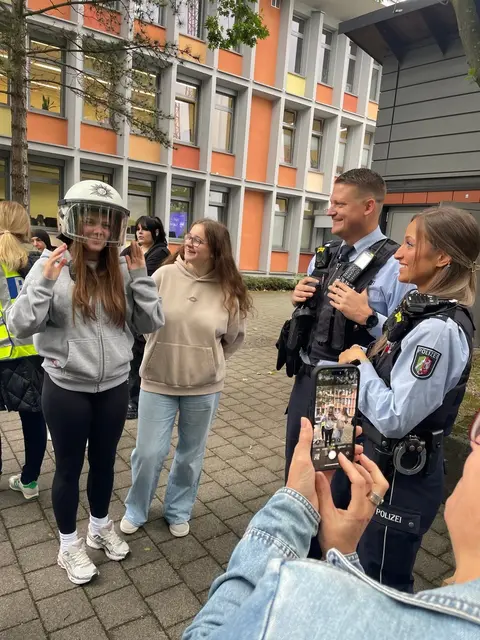 AnsprechBAR an Schulen | Foto: Polizeipräsidium Recklinghausen