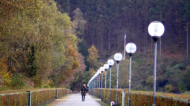An der Staumauer der Oestertalsperre bei Plettenberg