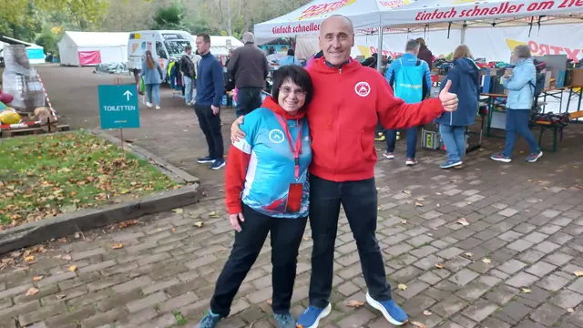 Zwei Ehrenamtliche. Jutta und Michael