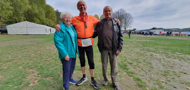 Mit den Fans vom VfL Bergheide