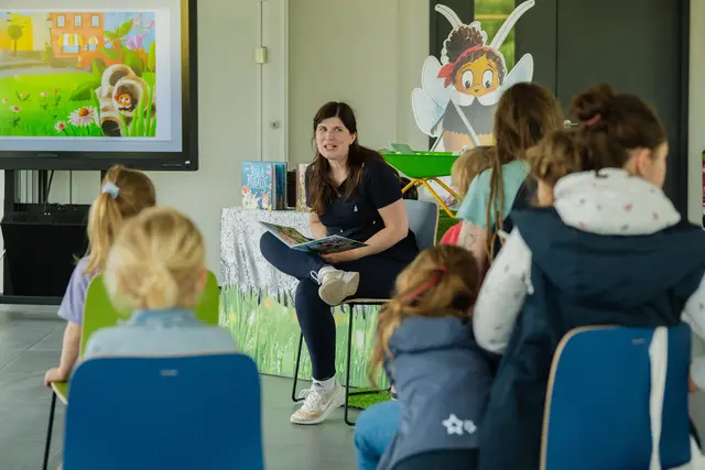 Die zahlreichen Duisburger Aktionen und Projekte auf dem Weg zur IGA 2027 haben großen Anklang gefunden. Hier ein Blick in die Mitmachlesung für Kinder und Familien. | Foto: WBD/ NEUARTIG MEDIA/ BSWR
