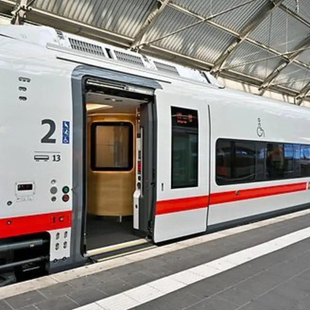 Wagen für mobilitätseingeschränkte Reisende | Foto: DB AG/