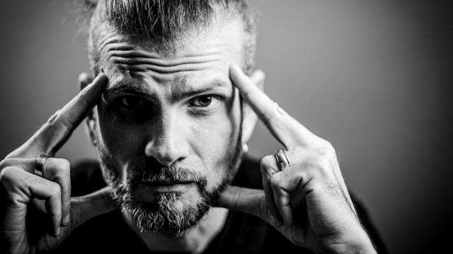 14.11.25 domicil: Vincent Peirani | Foto: Artist